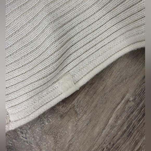 Lululemon Silk Blend Cable Pullover Crewneck Sweater Small - Picture 3 of 8